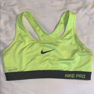 Nike Pro Neon Sports Bra
